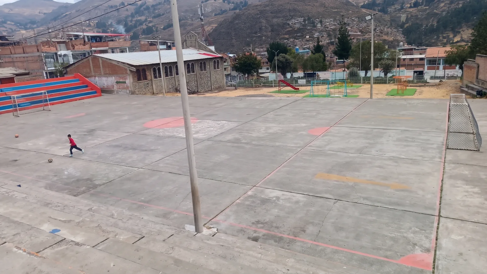 Complejo Deportivo Parque Perú